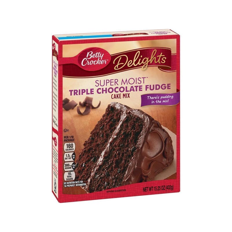 Betty Crocker - Super Moist - Triple Chocolate Fudge Cake Mix - 432 g